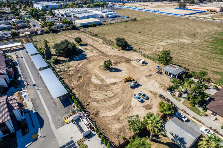 More Photos Of 831 W Lugonia Ave, Redlands Land For Sale