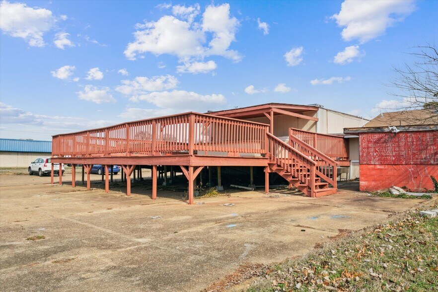 More Photos Of 1721 N King St, Hampton Daycare Center For Sale