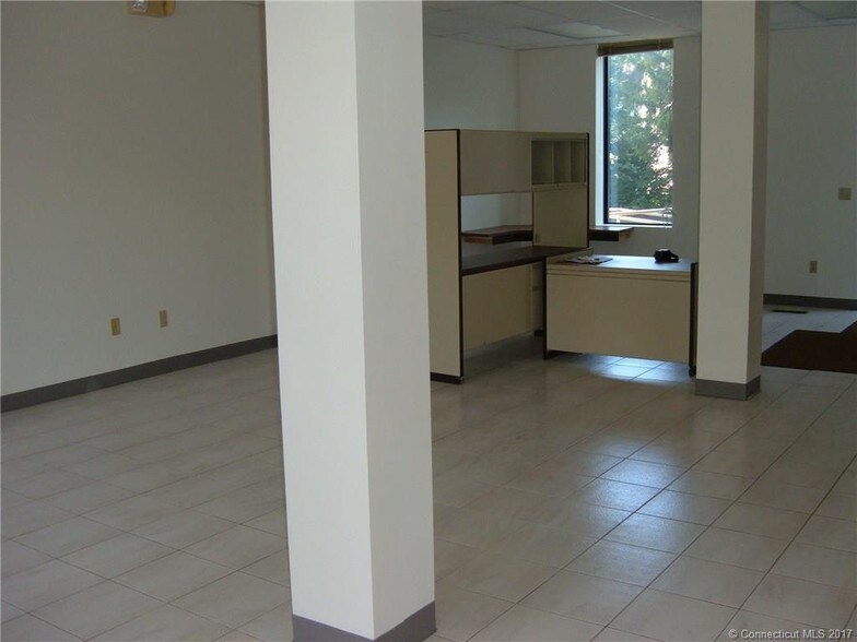 More Photos Of 126 Franklin St, Torrington Light Manufacturing For Sale