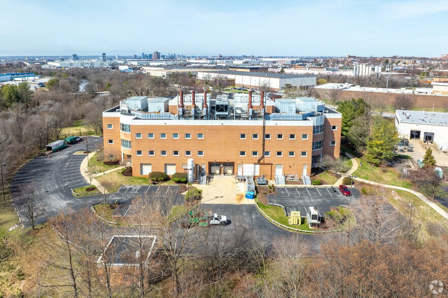 More Photos Of 6411 Beckley St, Baltimore Research And Development For Lease