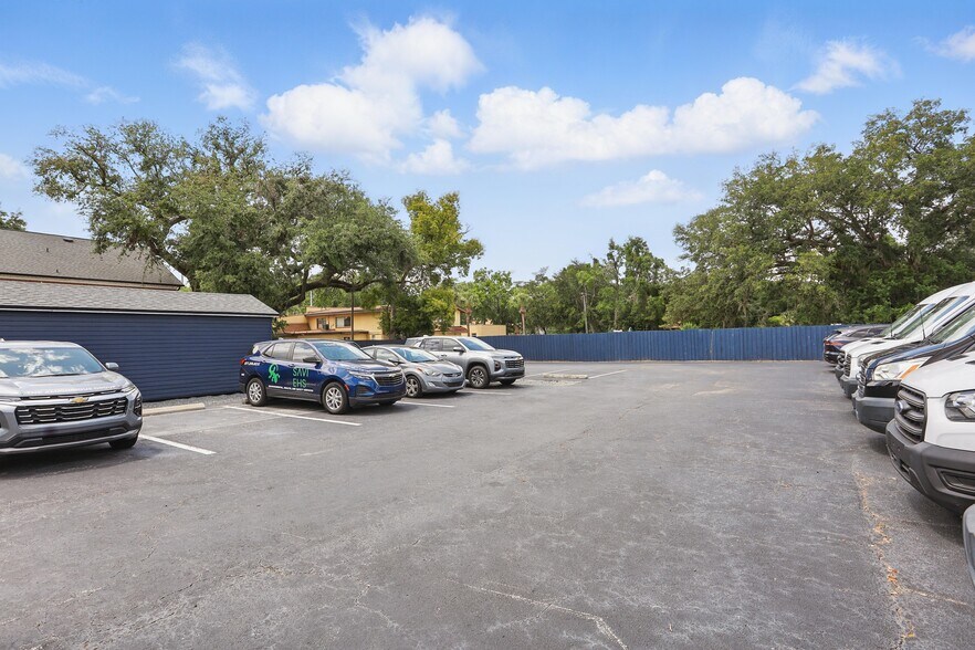 More Photos Of 5639 Hansel Ave, Orlando Medical For Lease