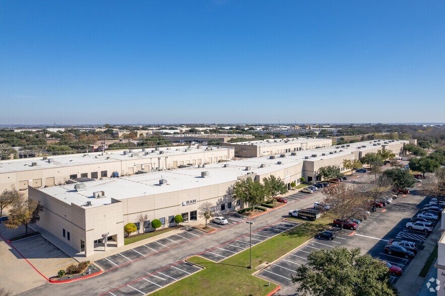 More Photos Of 2101 E Saint Elmo Rd, Austin Unknown For Lease