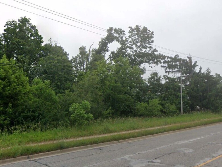 More Photos Of 1902 Centre Ave, Portage Land For Sale