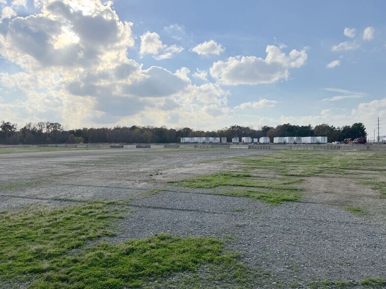 More Photos Of 3949 W 70th St, Shreveport Land For Lease