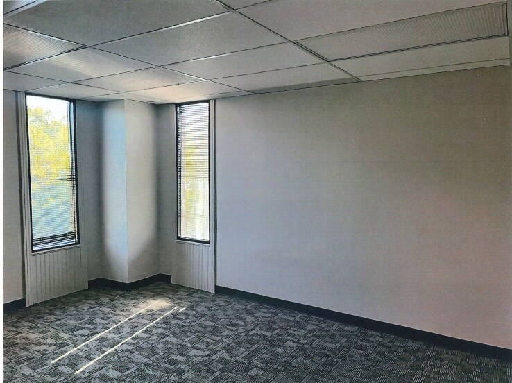 More Photos Of 1020 Woodman Dr, Dayton Medical For Lease