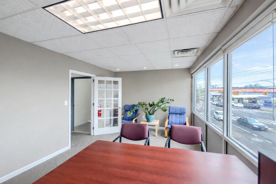 More Photos Of 14610 Rockaway Blvd, Jamaica Office For Sale