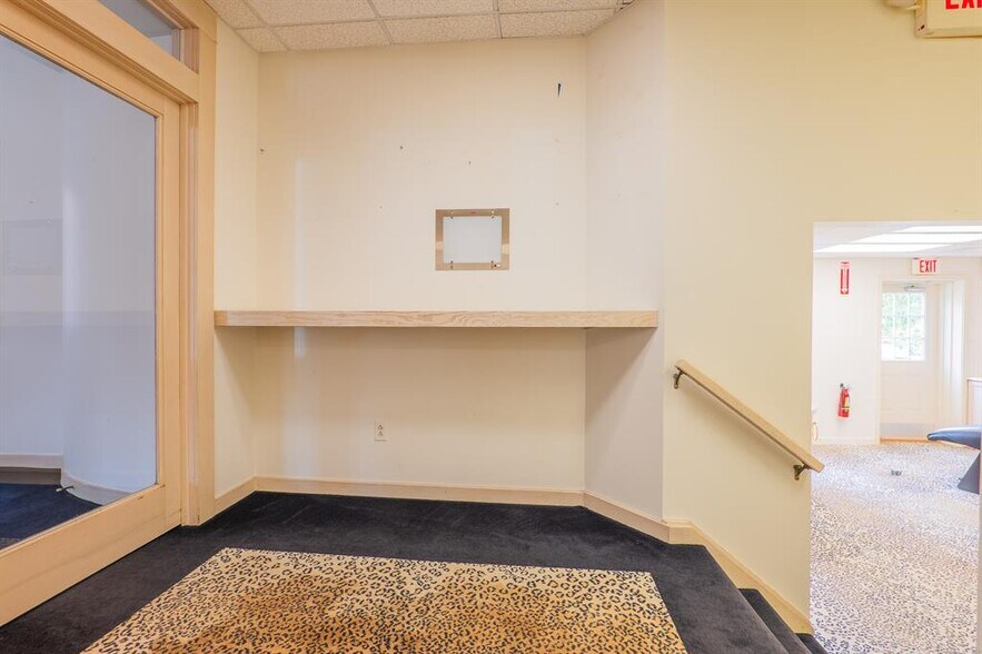 More Photos Of 8 Prospect St, Ridgefield Storefront Retail Office For Sale