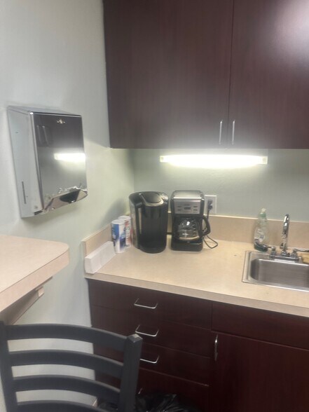 More Photos Of 1385 W State Road 434, Longwood Medical For Lease