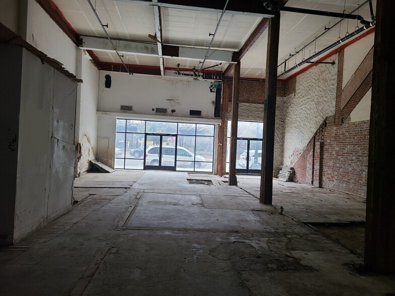 More Photos Of 242 N Sutter St, Stockton Apartments For Sale