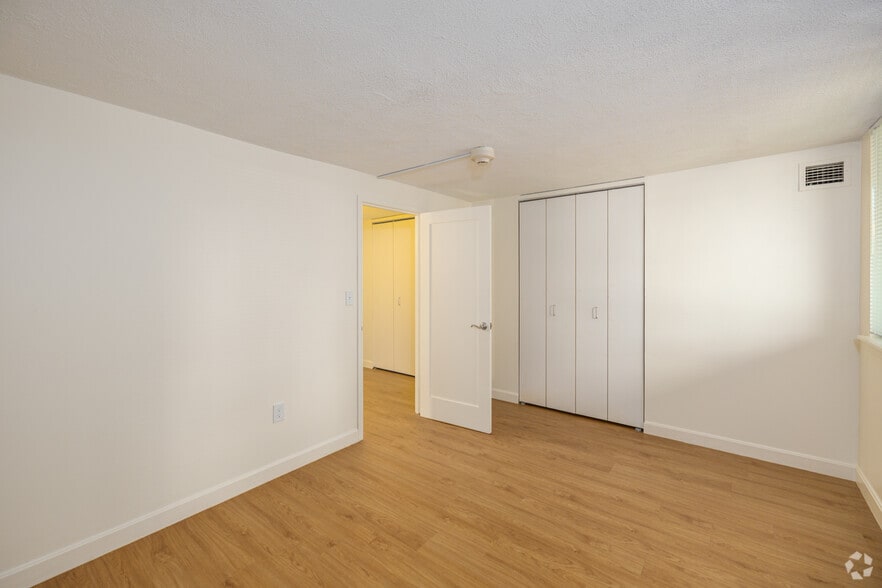 More Photos Of 490 Tremont St, Boston Apartments For Lease