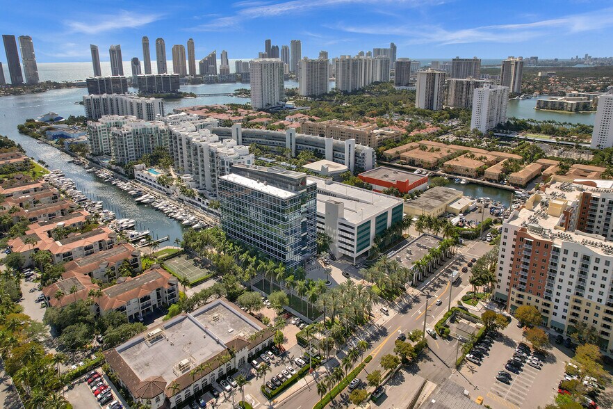 More Photos Of 18851 NE 29th Ave, Aventura Office For Lease