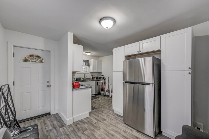 More Photos Of 317 S 10th Ave, Scranton Warehouse For Sale