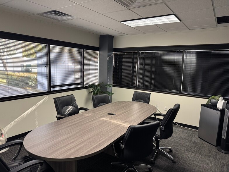 More Photos Of 707 W 700 S, Woods Cross Office For Lease
