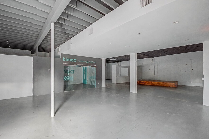 More Photos Of 2500 N Miami Ave, Miami Light Distribution For Sale