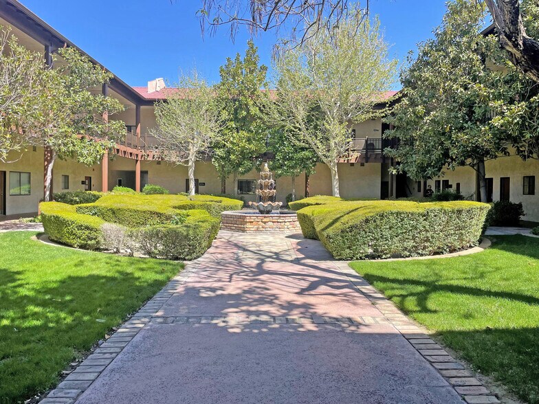 More Photos Of 44725 10th St W, Lancaster Medical For Lease