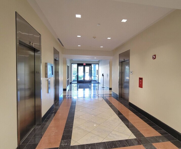 More Photos Of 7833 Walker Dr, Greenbelt Office For Lease