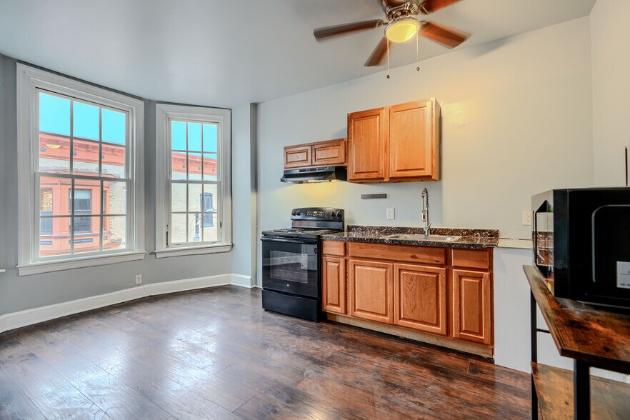 More Photos Of 55-57 S Potomac St, Hagerstown Apartments For Sale