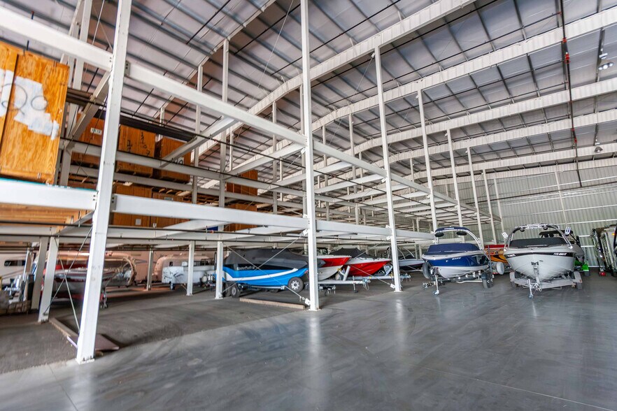 More Photos Of 4700 Marketplace Dr, Johnstown Warehouse For Sale