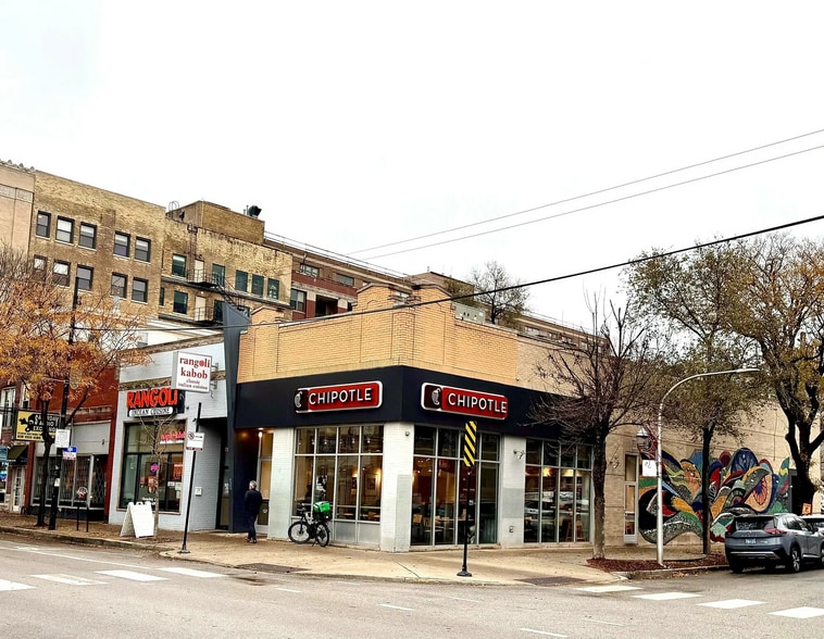 Primary Photo Of 1023-1025 W Belmont Ave, Chicago Storefront For Sale