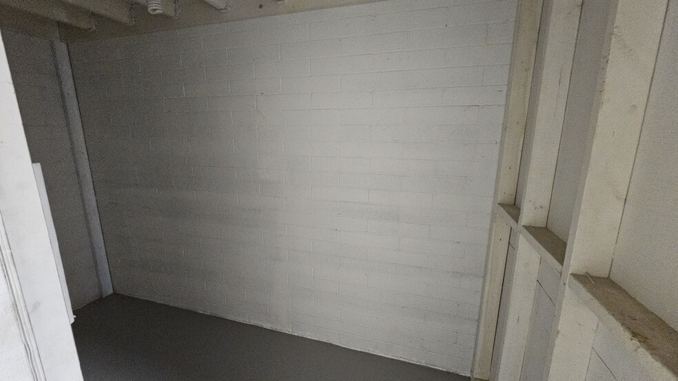 More Photos Of 11949 Hawthorne Blvd, Hawthorne General Retail For Sale