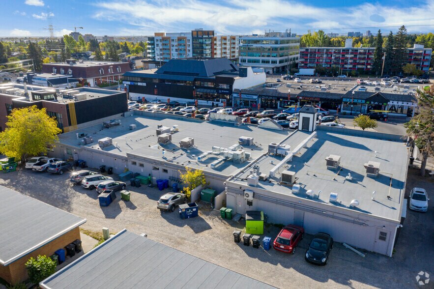 Primary Photo Of 810-829 49 Ave SW, Calgary Storefront For Lease