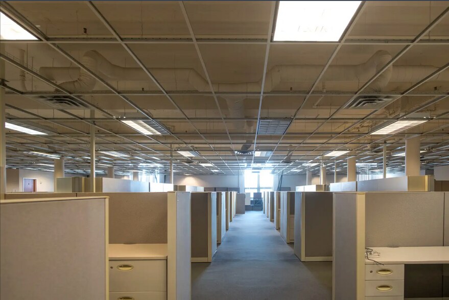 More Photos Of 125 S Kalamazoo Mall, Kalamazoo Office For Lease