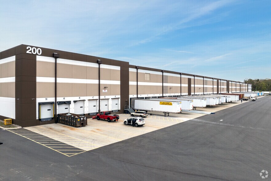 More Photos Of 200 S Pemberton Rd, Pemberton Township Distribution For Lease