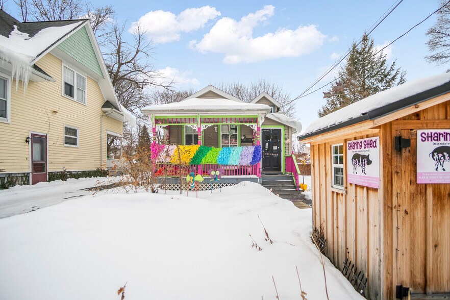 More Photos Of 34 White St, Fredonia Office For Sale