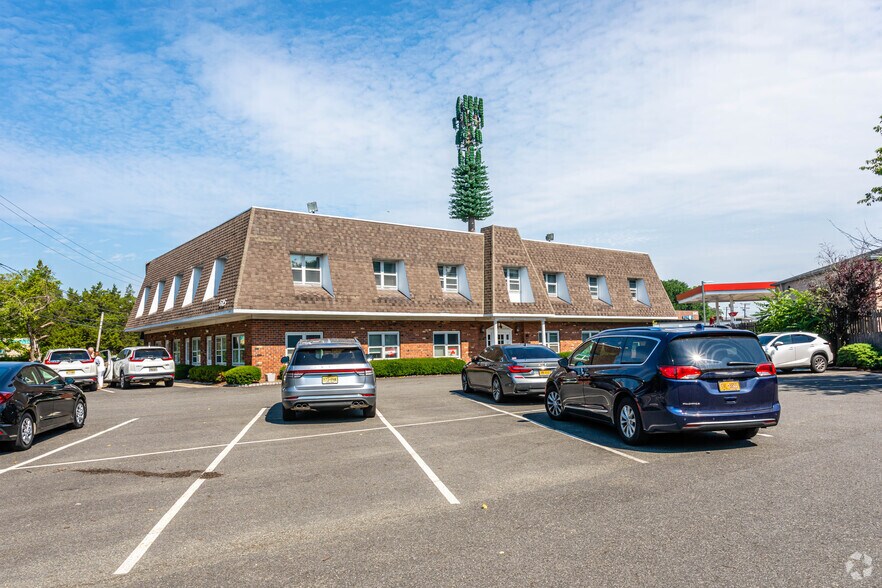 More Photos Of 615 Franklin Tpke, Ridgewood Medical For Sale