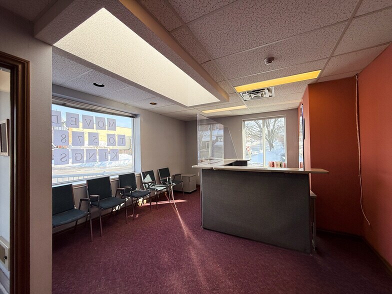 More Photos Of 310 First St, Midland Office For Lease