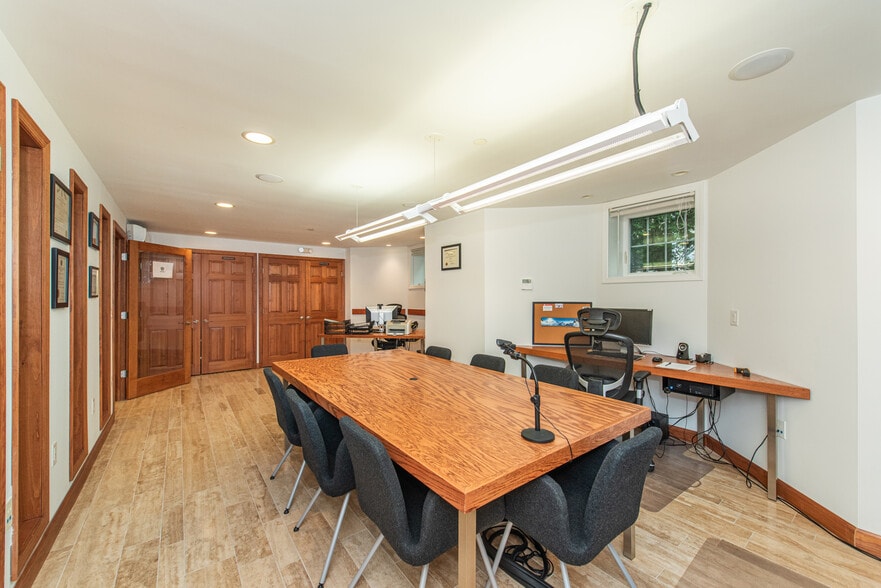 More Photos Of 501 Westfield Ave, Westfield Office For Lease