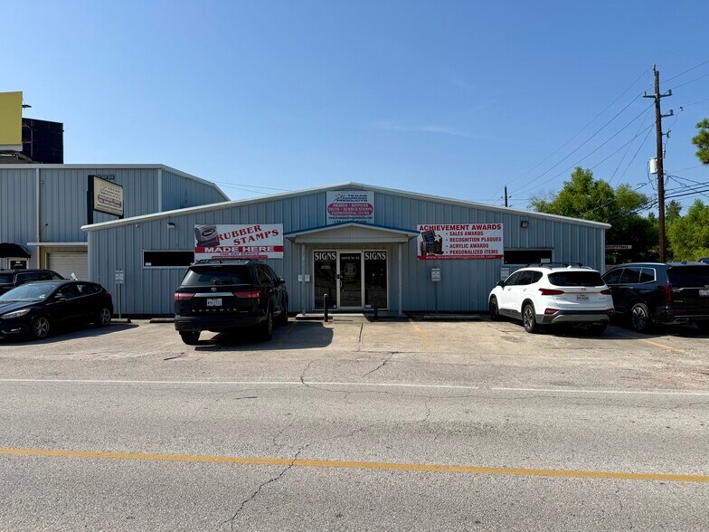 More Photos Of 26019 Interstate 45, Spring Freestanding For Sale