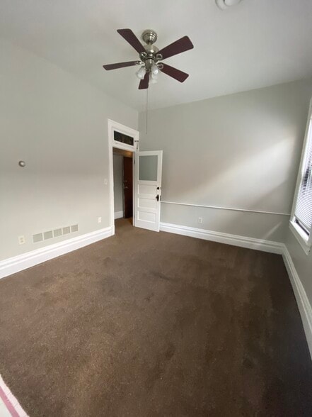 More Photos Of 1309 E Carson St, Pittsburgh Storefront Retail Residential For Sale