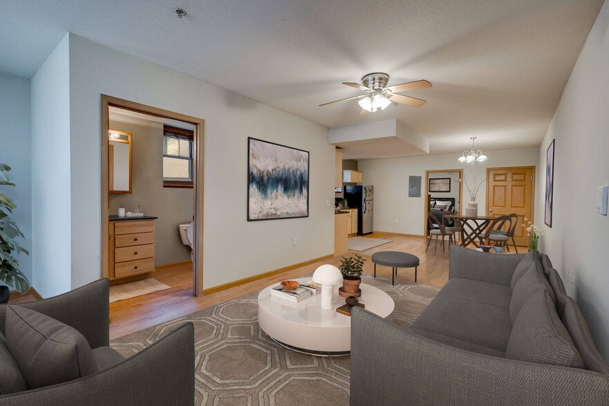 More Photos Of 137 E 17th St, Minneapolis Apartments For Sale