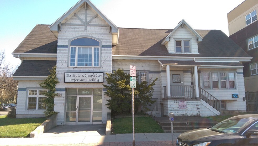 Primary Photo Of 1645 Hertel Ave, Buffalo Office For Lease