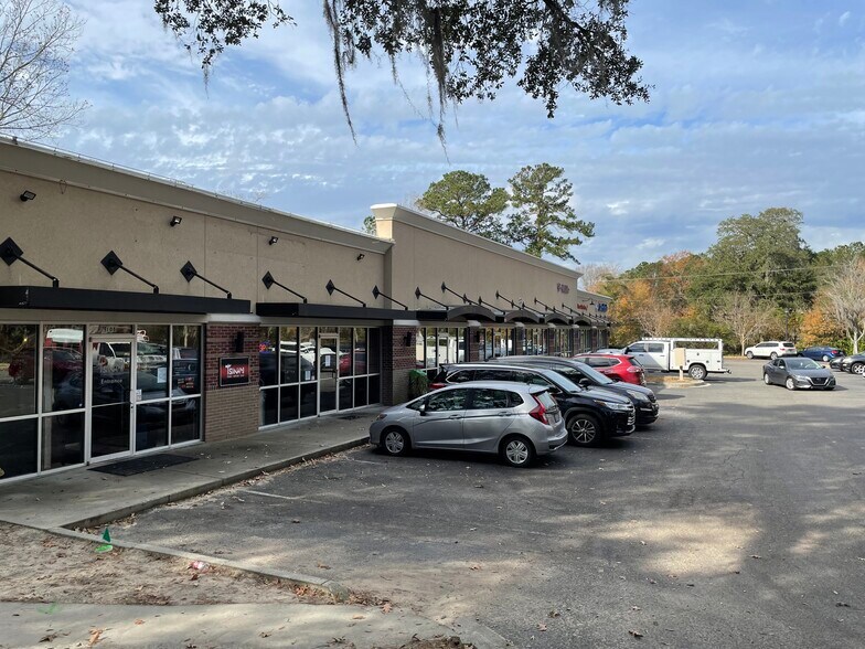 More Photos Of 8530 Dorchester Rd, North Charleston Unknown For Lease