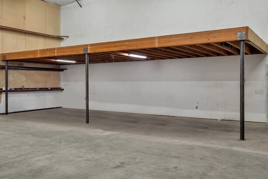 More Photos Of 3388 State Highway 32, Chico Warehouse For Lease