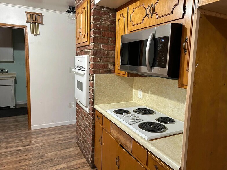 More Photos Of 1590 N Denair Ave, Turlock Apartments For Sale