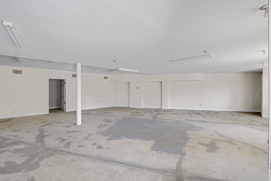 More Photos Of 3405 N Figueroa St, Los Angeles Apartments For Sale