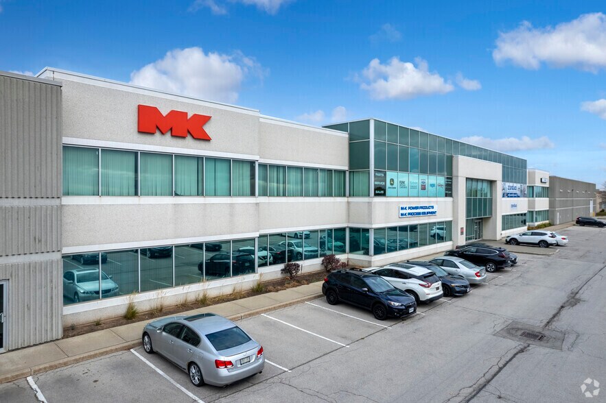 More Photos Of 3500 Laird Rd, Mississauga Manufacturing For Lease