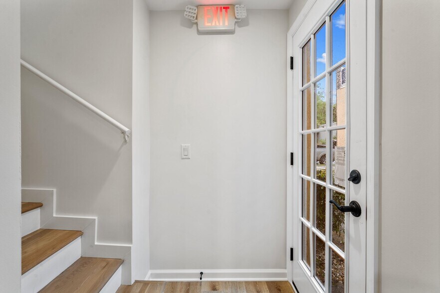 More Photos Of 609 Carteret St, Beaufort Storefront Retail Residential For Lease