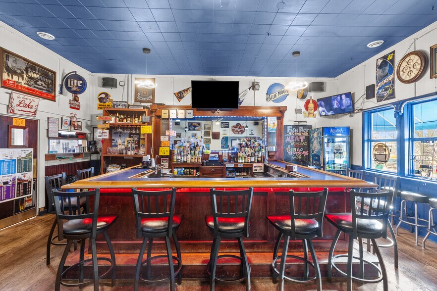 More Photos Of 39918 93rd St, Genoa City General Retail For Sale