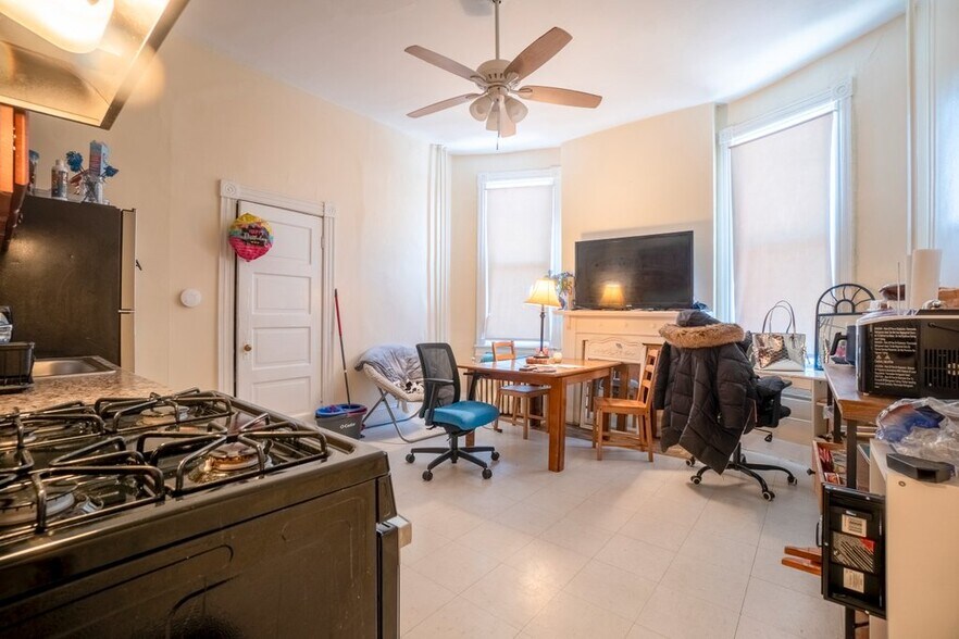 More Photos Of , Baltimore General Retail For Sale