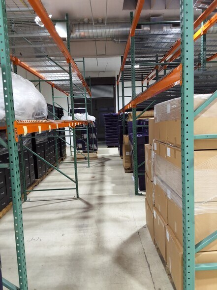 More Photos Of 1411 E Elizabeth Ave, Linden Warehouse For Sale