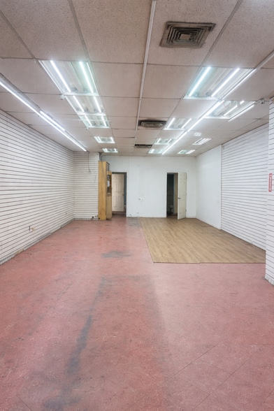 More Photos Of 16920 Hillside Ave, Jamaica General Retail For Lease