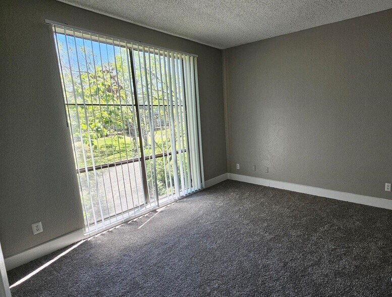 More Photos Of 7570-7610 Skillman St, Dallas Apartments For Sale