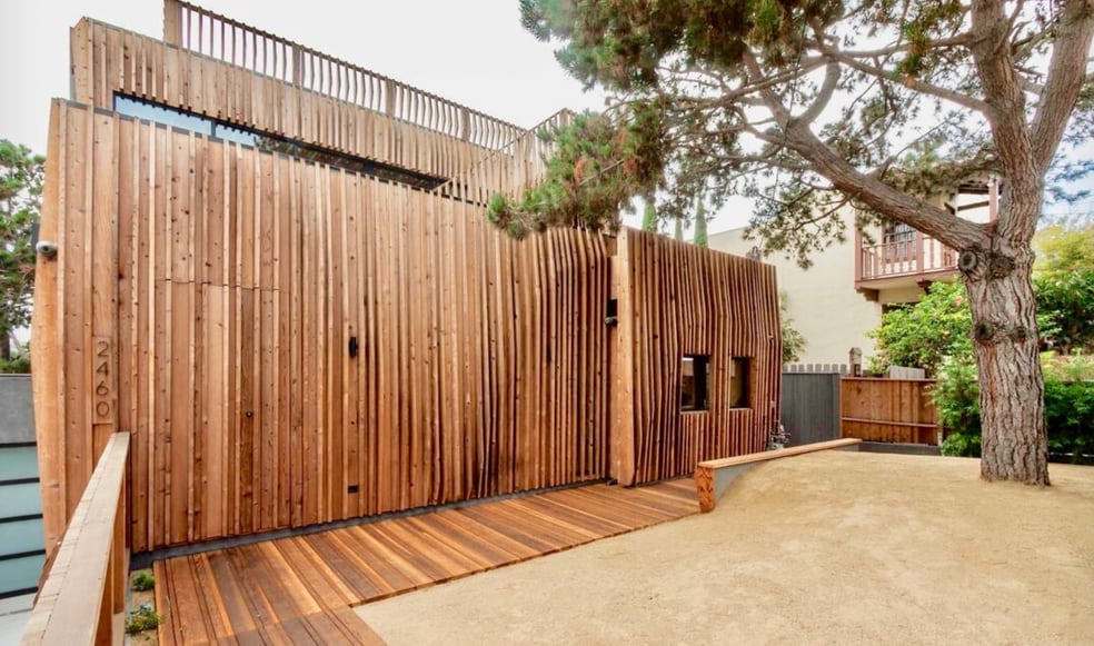 More Photos Of 2460 Beverley Ave, Santa Monica Flex For Sale