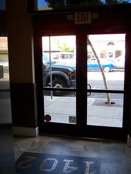 More Photos Of 1402 Park St, Alameda Office For Lease