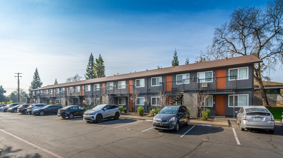 More Photos Of 3831-3835 Annadale Ln, Sacramento Apartments For Sale