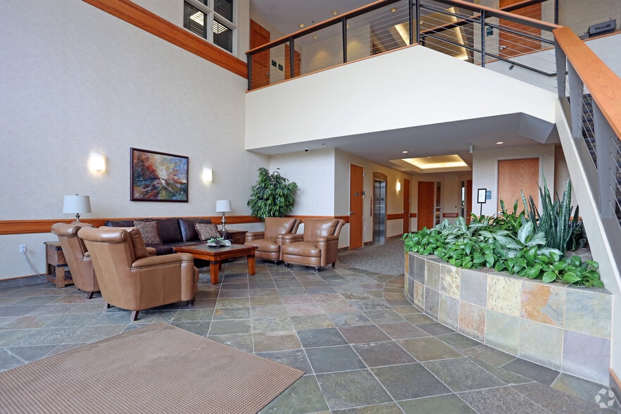 More Photos Of 1520 W Canal Ct, Littleton Office For Lease